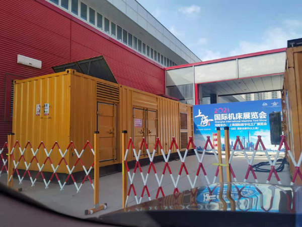 大安发电车出租-发电机无电压或电压太低怎么办？