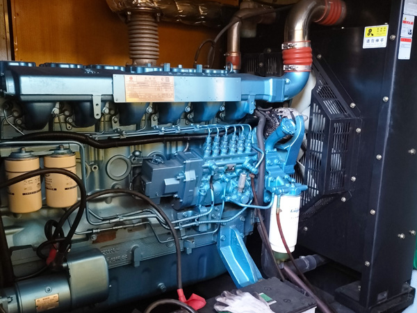 大安磷酸铁锂蓄电池的使用寿命与哪些因素有关？