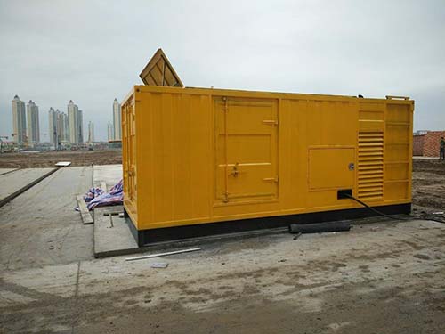 大安合同中关于乙方责任导致工期延误的赔偿标准应该如何制定？